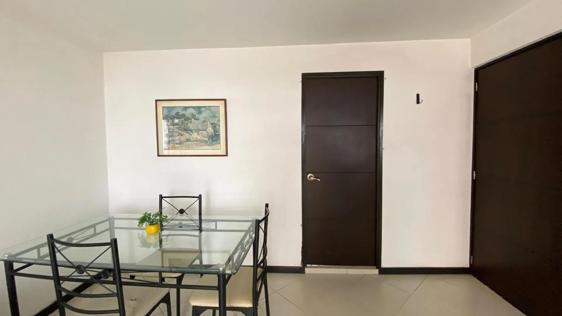 Apartaestudios Laureles Medellin Colombia