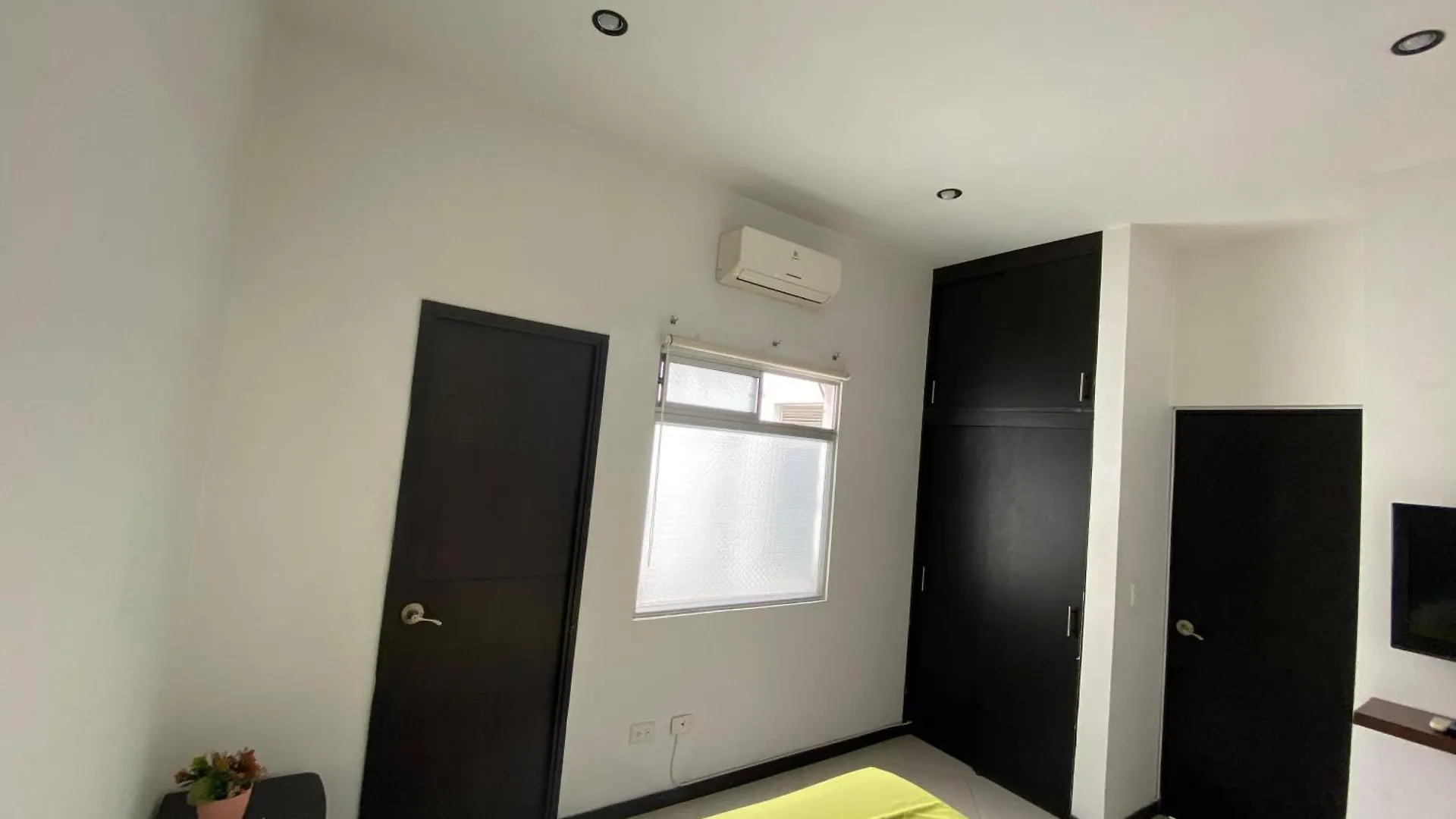 Aparthotel Apartaestudios Laureles Medellin