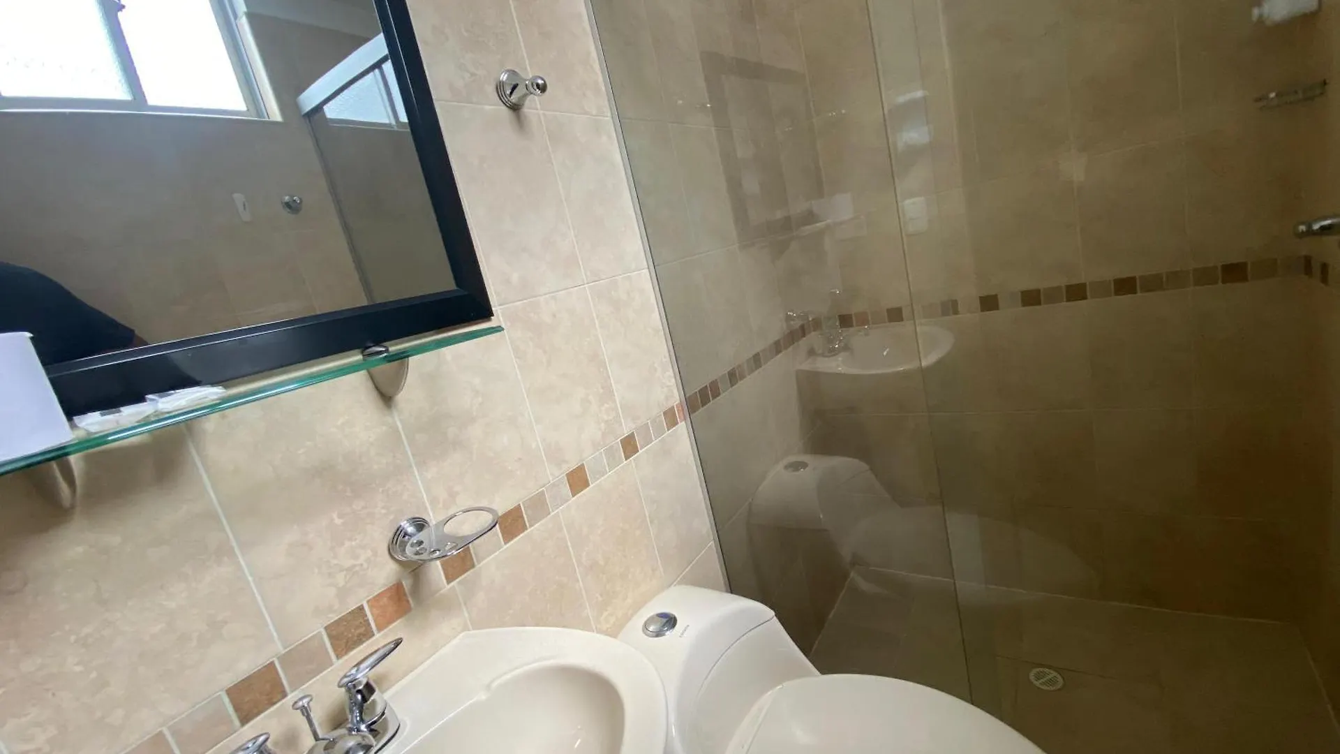 Aparthotel Apartaestudios Laureles Medellin