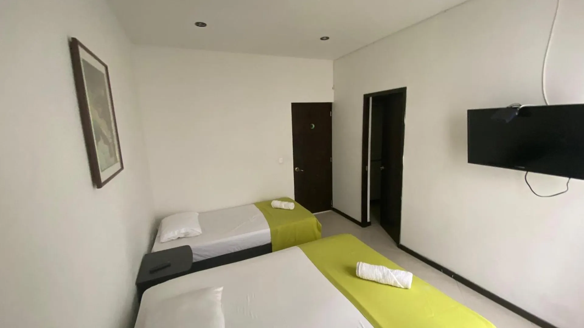 Apartaestudios Laureles Medellin Aparthotel